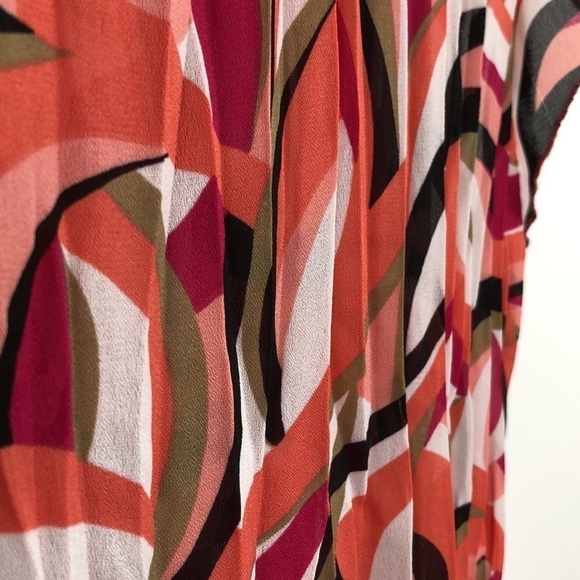 Bethany Semi Sheer Sleeveless Top Size XXL (20) - Picture 10 of 13